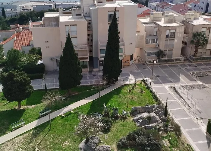 Azure View Апартаменти